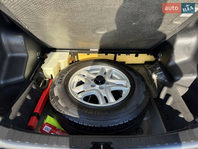 Чорний Ленд Ровер Freelander, об'ємом двигуна 2.2 л та пробігом 152 тис. км за 11950 $, фото 31 на Automoto.ua