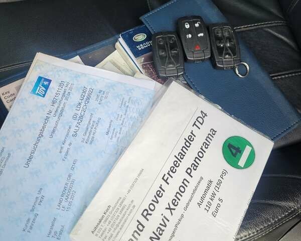 Черный Ленд Ровер Фрилендер, объемом двигателя 2.18 л и пробегом 259 тыс. км за 11999 $, фото 1 на Automoto.ua