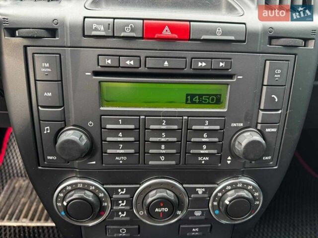 Чорний Ленд Ровер Freelander, об'ємом двигуна 2.2 л та пробігом 260 тис. км за 15490 $, фото 24 на Automoto.ua