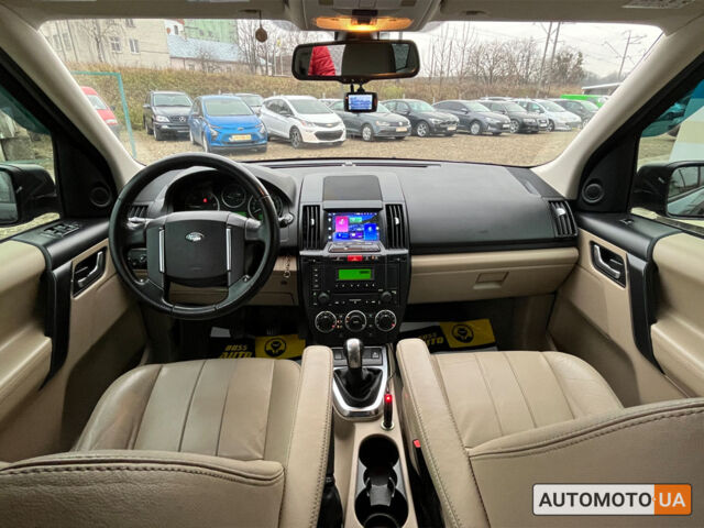 Чорний Ленд Ровер Freelander, об'ємом двигуна 2.2 л та пробігом 225 тис. км за 13750 $, фото 10 на Automoto.ua