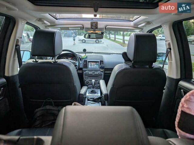 Чорний Ленд Ровер Freelander, об'ємом двигуна 2 л та пробігом 175 тис. км за 12700 $, фото 13 на Automoto.ua