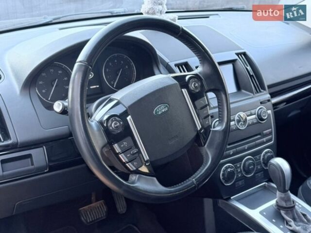 Чорний Ленд Ровер Freelander, об'ємом двигуна 2 л та пробігом 193 тис. км за 13000 $, фото 5 на Automoto.ua