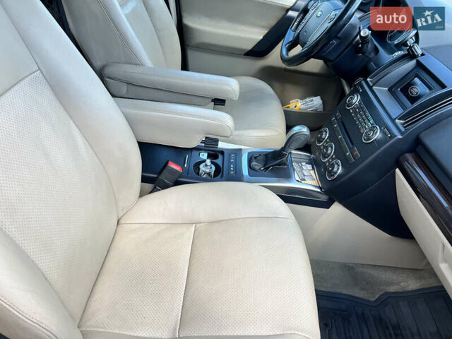 Черный Ленд Ровер Фрилендер, объемом двигателя 2.2 л и пробегом 330 тыс. км за 15400 $, фото 6 на Automoto.ua