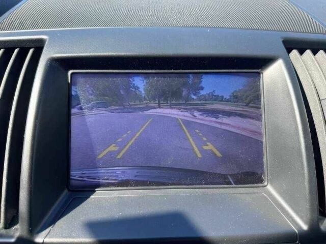 Черный Ленд Ровер Фрилендер, объемом двигателя 2 л и пробегом 150 тыс. км за 9000 $, фото 14 на Automoto.ua