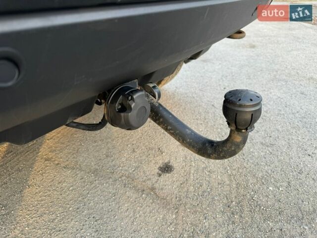 Чорний Ленд Ровер Freelander, об'ємом двигуна 2.18 л та пробігом 248 тис. км за 11800 $, фото 22 на Automoto.ua