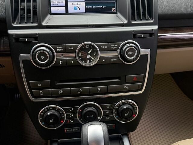 Чорний Ленд Ровер Freelander, об'ємом двигуна 2.2 л та пробігом 107 тис. км за 17900 $, фото 19 на Automoto.ua