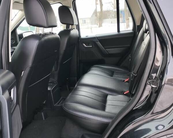 Черный Ленд Ровер Фрилендер, объемом двигателя 2.2 л и пробегом 237 тыс. км за 14300 $, фото 87 на Automoto.ua