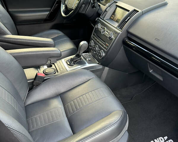 Черный Ленд Ровер Фрилендер, объемом двигателя 2.18 л и пробегом 156 тыс. км за 17500 $, фото 19 на Automoto.ua