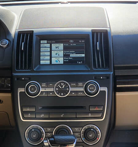 Черный Ленд Ровер Фрилендер, объемом двигателя 2 л и пробегом 145 тыс. км за 13200 $, фото 21 на Automoto.ua