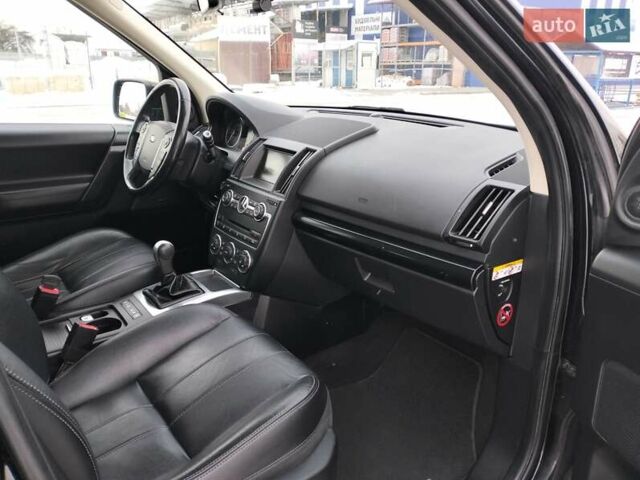 Черный Ленд Ровер Фрилендер, объемом двигателя 2.2 л и пробегом 237 тыс. км за 14300 $, фото 77 на Automoto.ua