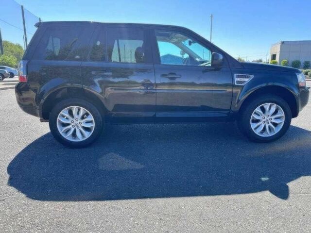 Черный Ленд Ровер Фрилендер, объемом двигателя 2 л и пробегом 150 тыс. км за 9000 $, фото 5 на Automoto.ua