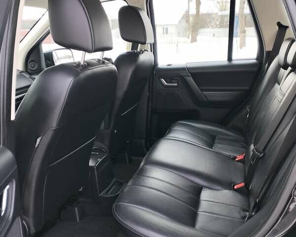 Черный Ленд Ровер Фрилендер, объемом двигателя 2.2 л и пробегом 237 тыс. км за 14300 $, фото 90 на Automoto.ua