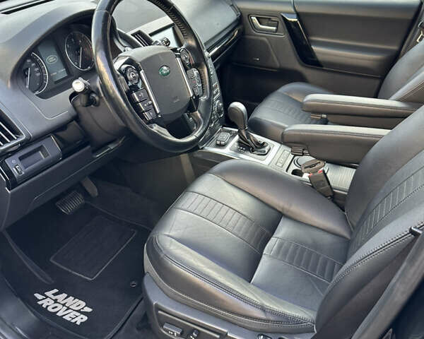 Черный Ленд Ровер Фрилендер, объемом двигателя 2.18 л и пробегом 156 тыс. км за 17500 $, фото 2 на Automoto.ua