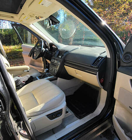 Черный Ленд Ровер Фрилендер, объемом двигателя 2 л и пробегом 145 тыс. км за 13200 $, фото 19 на Automoto.ua