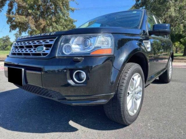 Черный Ленд Ровер Фрилендер, объемом двигателя 2 л и пробегом 150 тыс. км за 9000 $, фото 2 на Automoto.ua