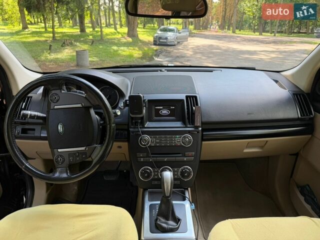 Чорний Ленд Ровер Freelander, об'ємом двигуна 2.18 л та пробігом 165 тис. км за 15000 $, фото 10 на Automoto.ua