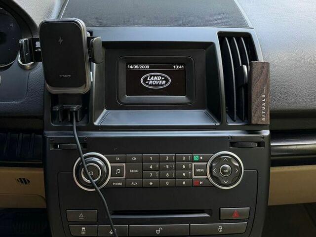 Чорний Ленд Ровер Freelander, об'ємом двигуна 2.18 л та пробігом 165 тис. км за 15000 $, фото 9 на Automoto.ua