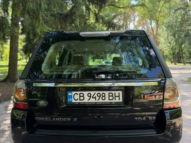 Чорний Ленд Ровер Freelander, об'ємом двигуна 2.18 л та пробігом 165 тис. км за 15000 $, фото 7 на Automoto.ua