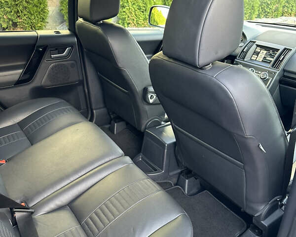 Черный Ленд Ровер Фрилендер, объемом двигателя 2.18 л и пробегом 156 тыс. км за 17500 $, фото 24 на Automoto.ua