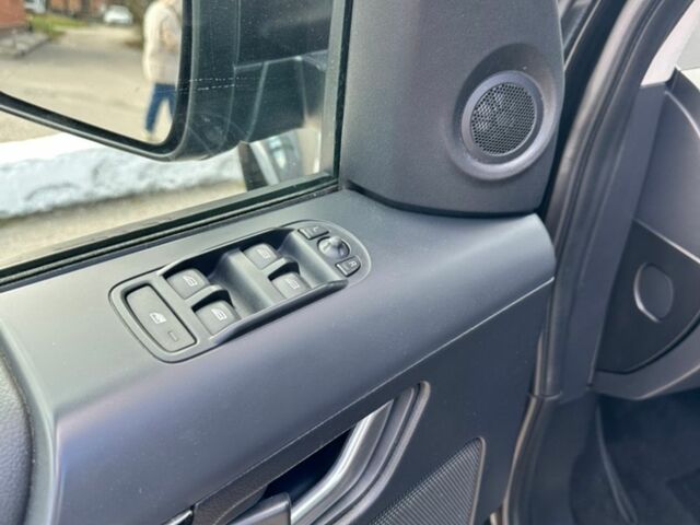 Чорний Ленд Ровер Freelander, об'ємом двигуна 2 л та пробігом 270 тис. км за 12500 $, фото 32 на Automoto.ua