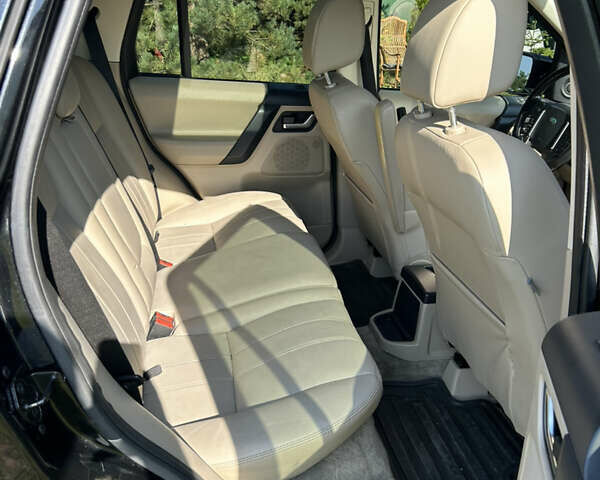 Чорний Ленд Ровер Freelander, об'ємом двигуна 2 л та пробігом 222 тис. км за 10500 $, фото 9 на Automoto.ua