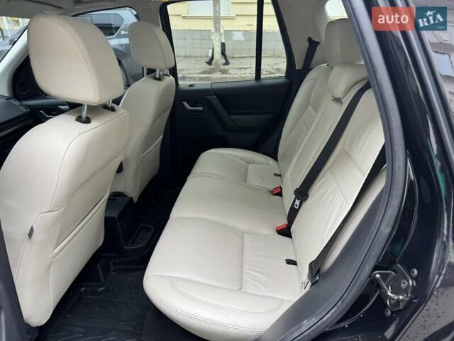 Черный Ленд Ровер Фрилендер, объемом двигателя 2 л и пробегом 140 тыс. км за 13500 $, фото 10 на Automoto.ua