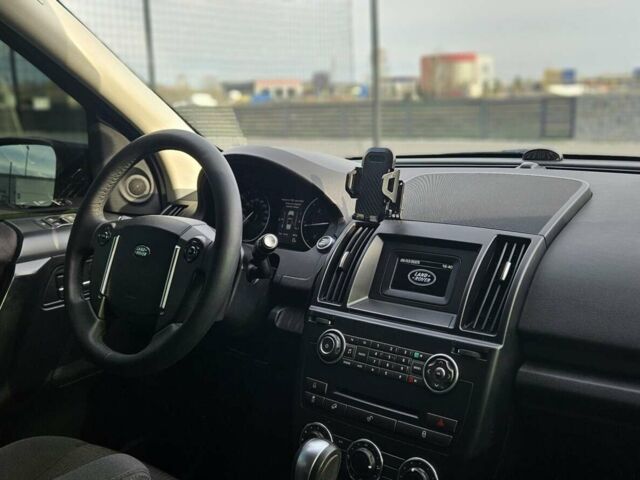 Чорний Ленд Ровер Freelander, об'ємом двигуна 2.18 л та пробігом 186 тис. км за 13999 $, фото 29 на Automoto.ua