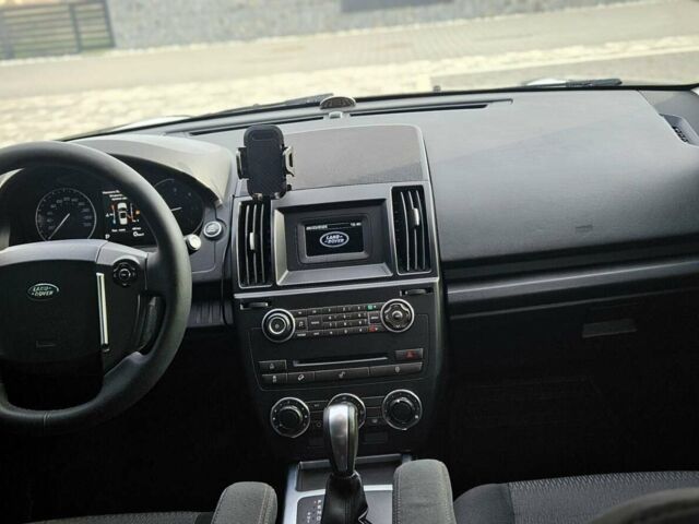 Чорний Ленд Ровер Freelander, об'ємом двигуна 2.18 л та пробігом 186 тис. км за 13999 $, фото 30 на Automoto.ua