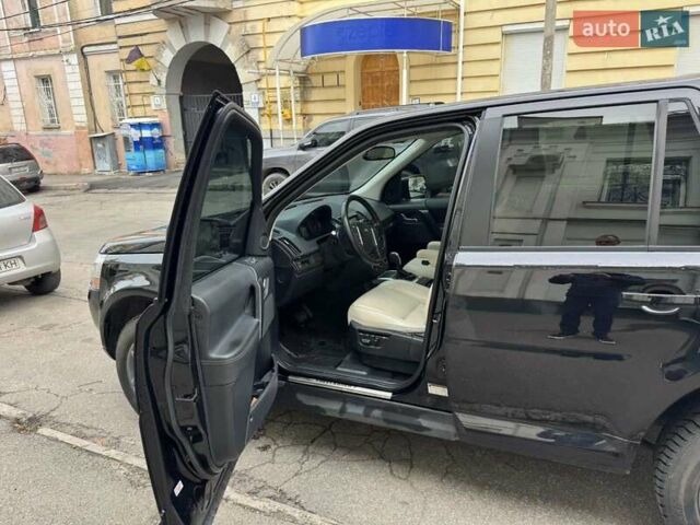 Черный Ленд Ровер Фрилендер, объемом двигателя 2 л и пробегом 140 тыс. км за 13500 $, фото 7 на Automoto.ua