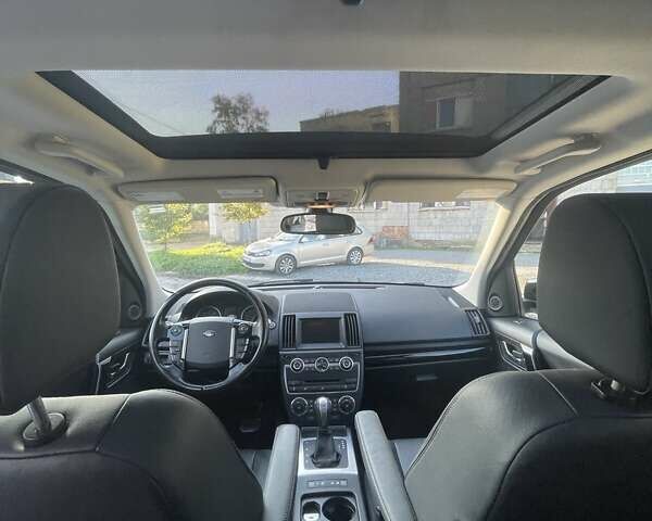 Чорний Ленд Ровер Freelander, об'ємом двигуна 2 л та пробігом 145 тис. км за 12000 $, фото 2 на Automoto.ua