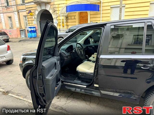 Черный Ленд Ровер Фрилендер, объемом двигателя 2 л и пробегом 140 тыс. км за 13500 $, фото 7 на Automoto.ua