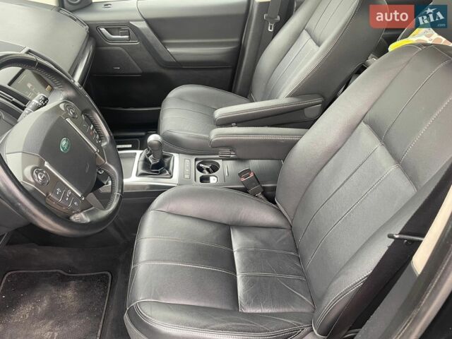 Чорний Ленд Ровер Freelander, об'ємом двигуна 2.2 л та пробігом 195 тис. км за 13700 $, фото 21 на Automoto.ua