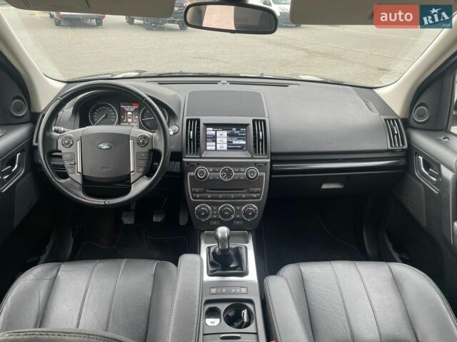 Чорний Ленд Ровер Freelander, об'ємом двигуна 2.2 л та пробігом 195 тис. км за 13700 $, фото 33 на Automoto.ua