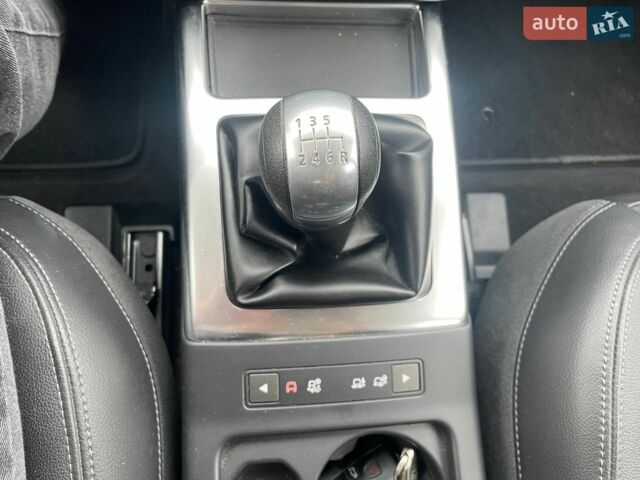 Чорний Ленд Ровер Freelander, об'ємом двигуна 2.2 л та пробігом 195 тис. км за 13700 $, фото 22 на Automoto.ua
