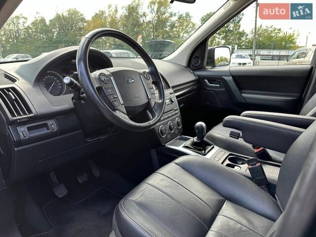 Чорний Ленд Ровер Freelander, об'ємом двигуна 2.2 л та пробігом 190 тис. км за 13499 $, фото 20 на Automoto.ua