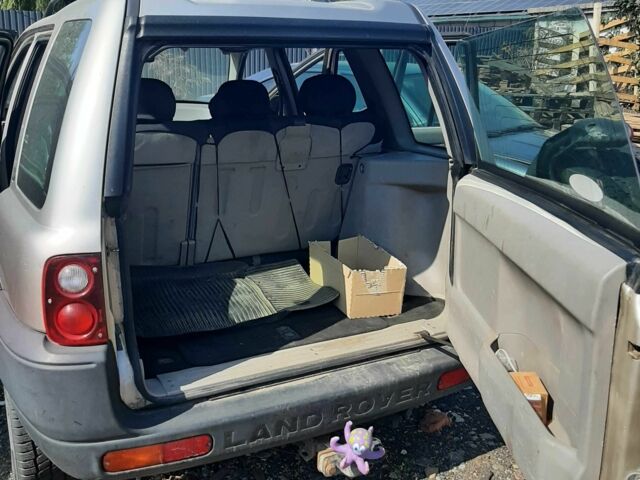 Коричневый Ленд Ровер Фрилендер, объемом двигателя 2 л и пробегом 250 тыс. км за 3845 $, фото 2 на Automoto.ua