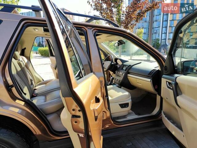 Коричневий Ленд Ровер Freelander, об'ємом двигуна 2 л та пробігом 208 тис. км за 9990 $, фото 26 на Automoto.ua
