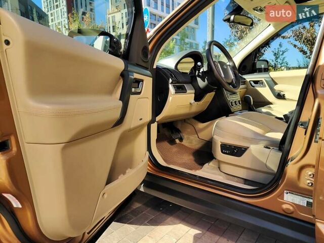 Коричневий Ленд Ровер Freelander, об'ємом двигуна 2 л та пробігом 208 тис. км за 9990 $, фото 33 на Automoto.ua