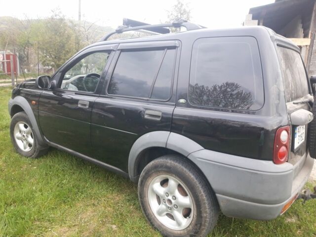 Червоний Ленд Ровер Freelander, об'ємом двигуна 1.8 л та пробігом 300 тис. км за 5500 $, фото 2 на Automoto.ua