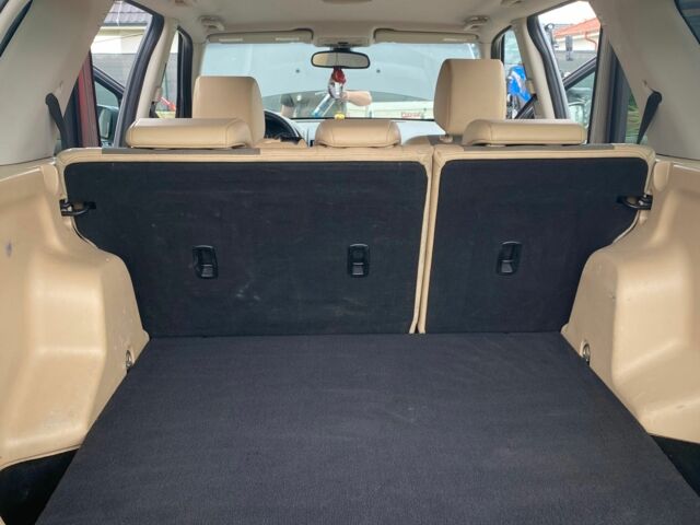 Ленд Ровер Фрилендер 2007 в Ужгороде на Automoto.ua Красный Ленд Ровер Фрилендер, объемом двигателя 3 л и пробегом 300 тыс. км за 8000 $, фото 7 на Automoto.ua