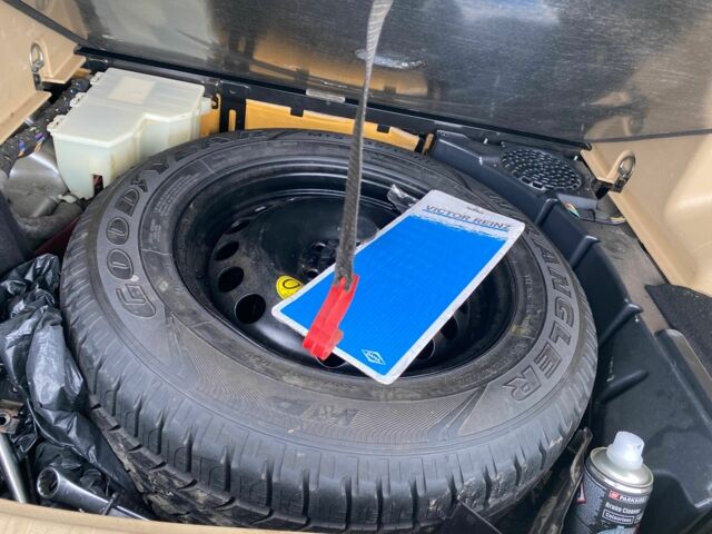 Ленд Ровер Фрилендер 2007 в Ужгороде на Automoto.ua Красный Ленд Ровер Фрилендер, объемом двигателя 3 л и пробегом 300 тыс. км за 8000 $, фото 3 на Automoto.ua