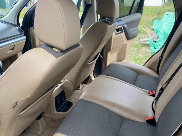 Ленд Ровер Фрилендер 2007 в Ужгороде на Automoto.ua Красный Ленд Ровер Фрилендер, объемом двигателя 3 л и пробегом 300 тыс. км за 8000 $, фото 8 на Automoto.ua