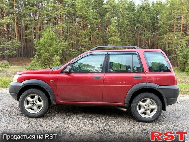 Червоний Ленд Ровер Freelander, об'ємом двигуна 1.8 л та пробігом 195 тис. км за 4450 $, фото 3 на Automoto.ua