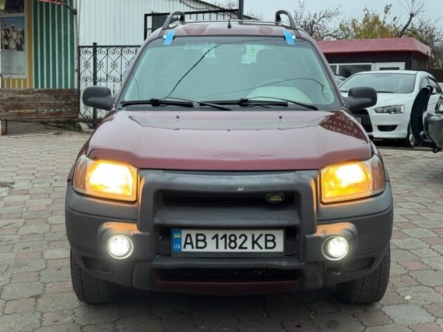 Червоний Ленд Ровер Freelander, об'ємом двигуна 2 л та пробігом 190 тис. км за 4599 $, фото 1 на Automoto.ua