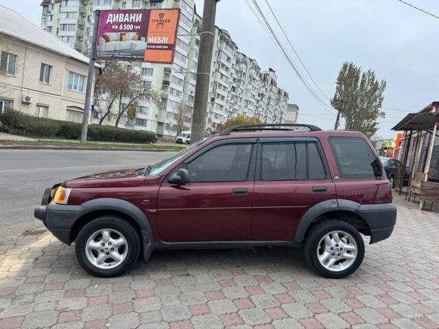 Червоний Ленд Ровер Freelander, об'ємом двигуна 2 л та пробігом 190 тис. км за 4599 $, фото 6 на Automoto.ua