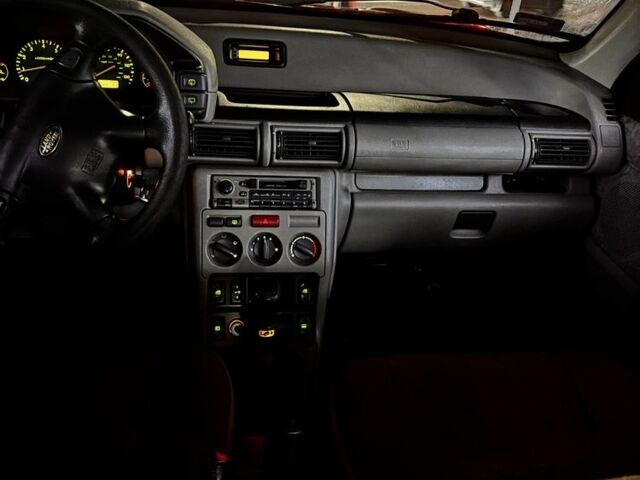 Красный Ленд Ровер Фрилендер, объемом двигателя 1.8 л и пробегом 2 тыс. км за 2300 $, фото 4 на Automoto.ua