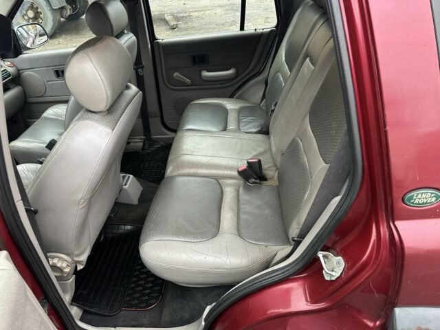 Красный Ленд Ровер Фрилендер, объемом двигателя 2 л и пробегом 187 тыс. км за 3500 $, фото 7 на Automoto.ua