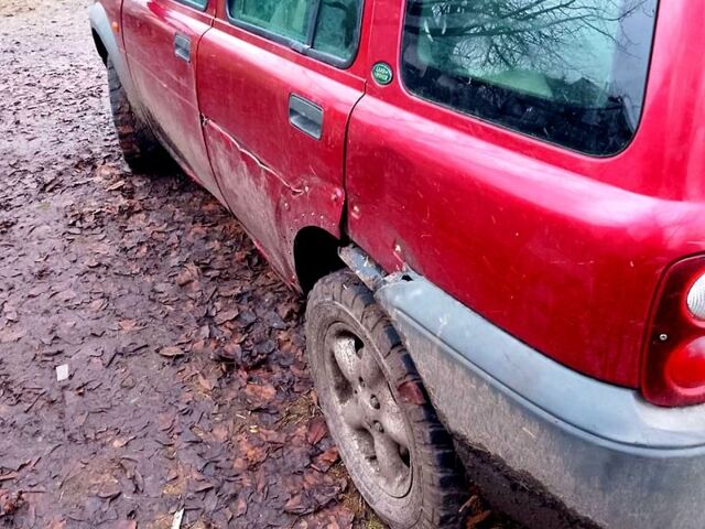 Червоний Ленд Ровер Freelander, об'ємом двигуна 2 л та пробігом 0 тис. км за 1650 $, фото 5 на Automoto.ua