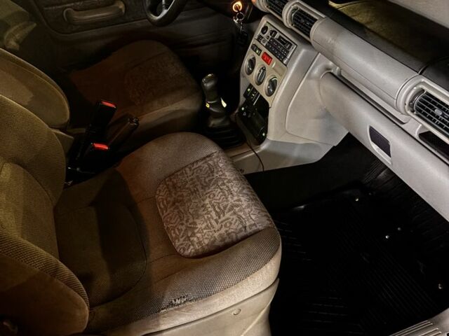 Красный Ленд Ровер Фрилендер, объемом двигателя 1.8 л и пробегом 2 тыс. км за 2300 $, фото 7 на Automoto.ua