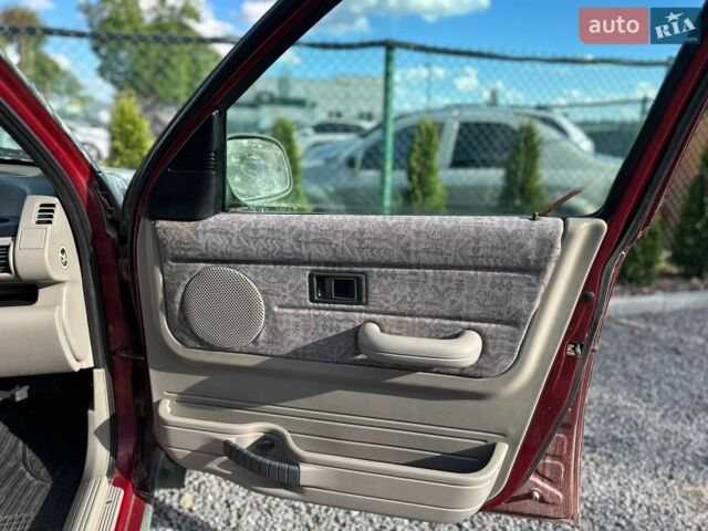 Червоний Ленд Ровер Freelander, об'ємом двигуна 2 л та пробігом 367 тис. км за 4500 $, фото 31 на Automoto.ua